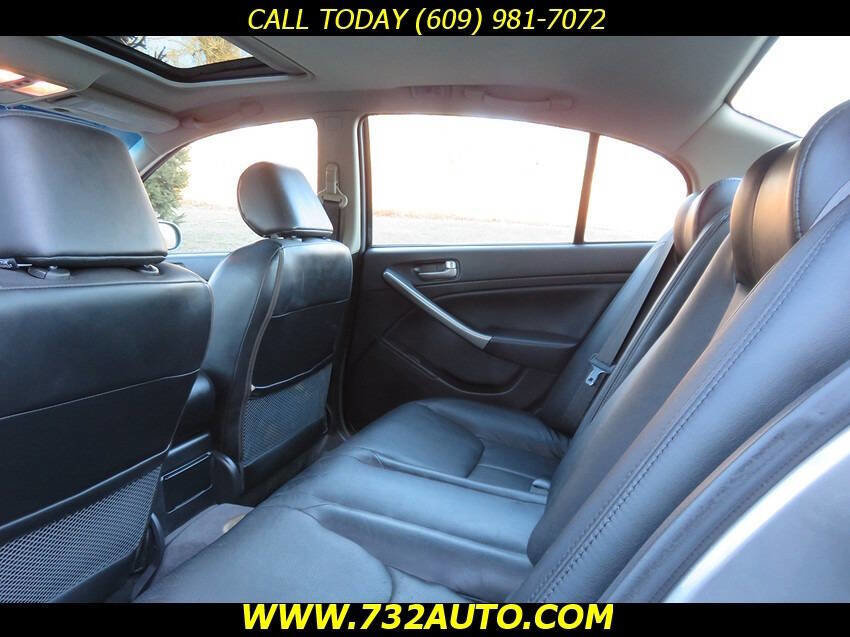 Used 2004 INFINITI G35 x Sedan image 9