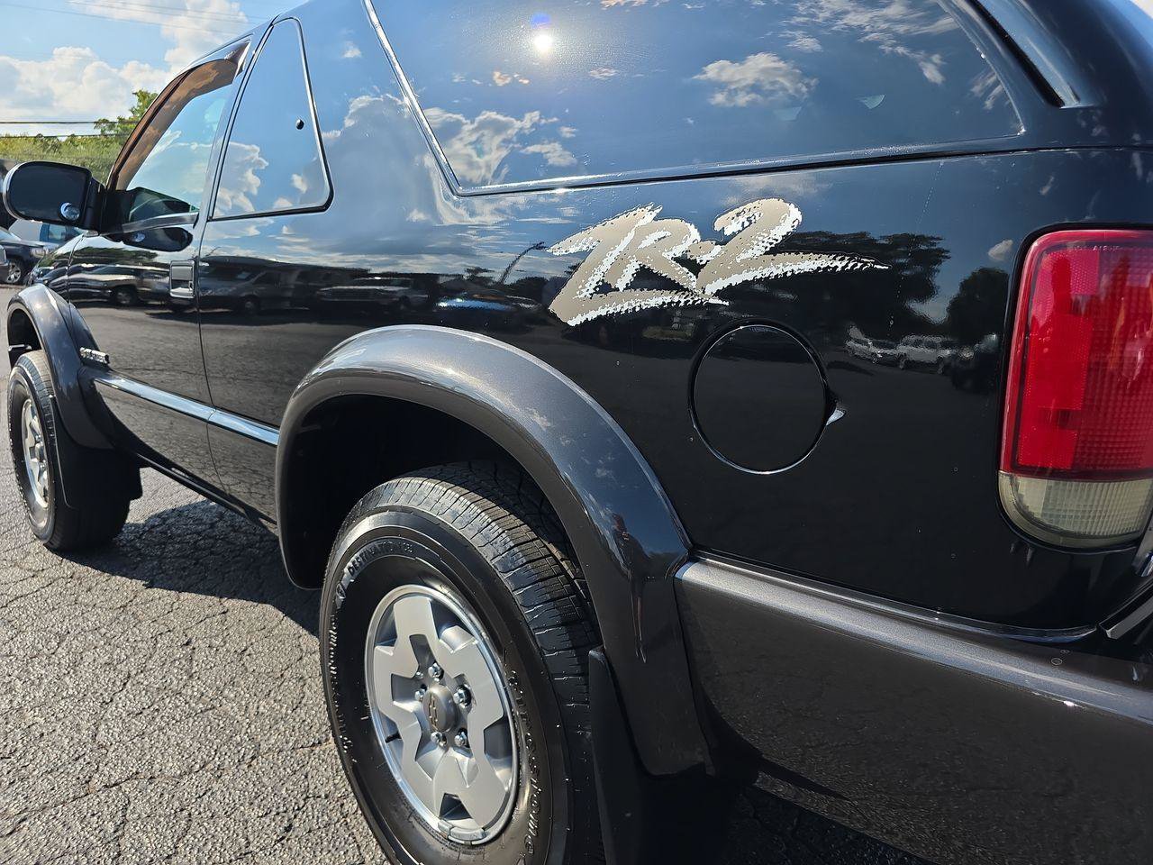 Used 2004 Chevrolet Blazer LS w/ Preferred Equipment Group AWD/4WD image 36