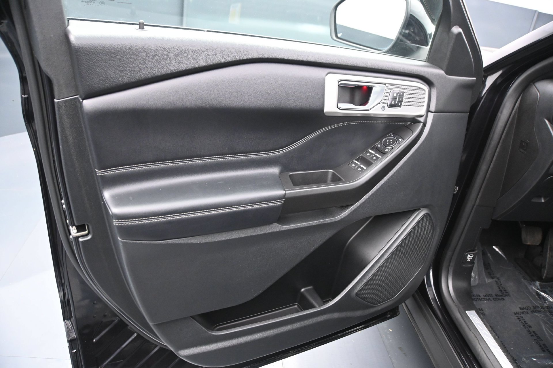 Used 2020 Ford Explorer Limited AWD/4WD image 19