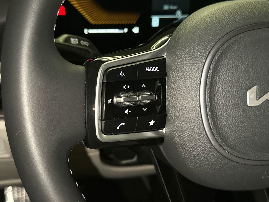 Certified 2025 Kia Sorento S w/ Panoramic Sunroof Package FWD image 27