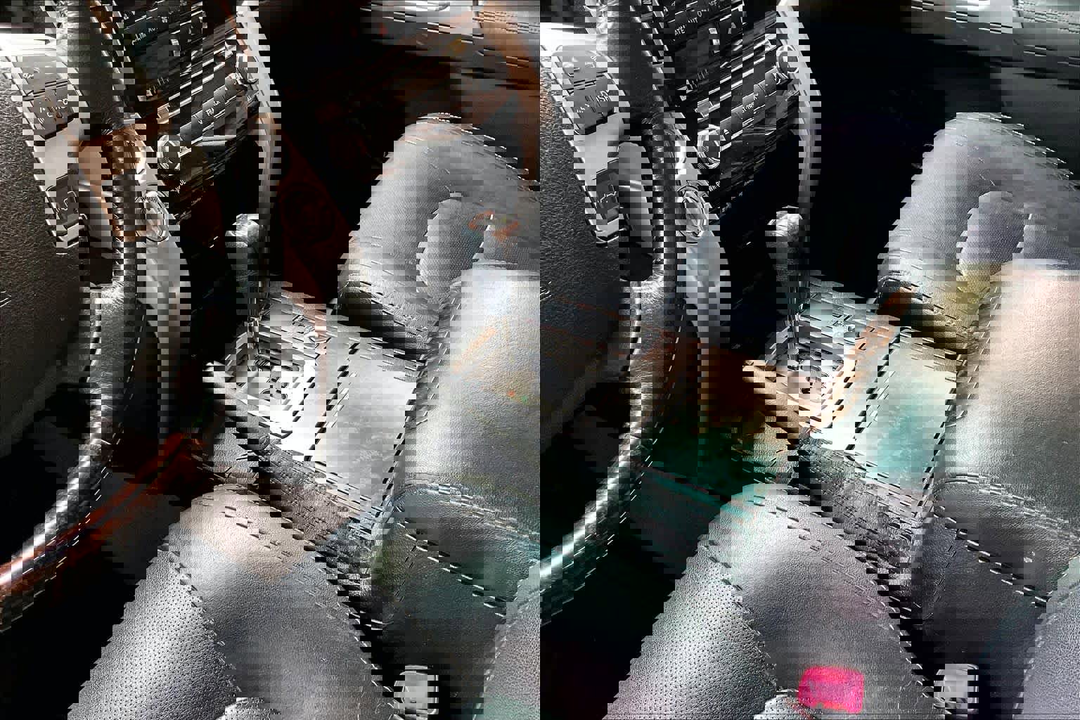 Used 2015 Toyota Land Cruiser AWD/4WD image 16