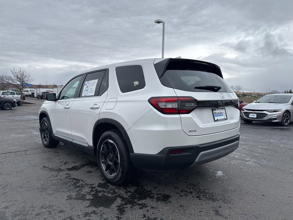 Certified 2025 Honda Pilot EX-L image 5