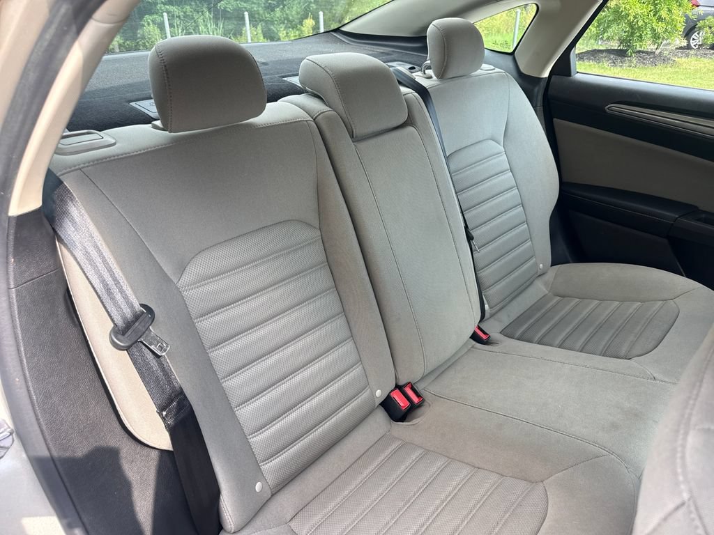 Used 2019 Ford Fusion S FWD image 33