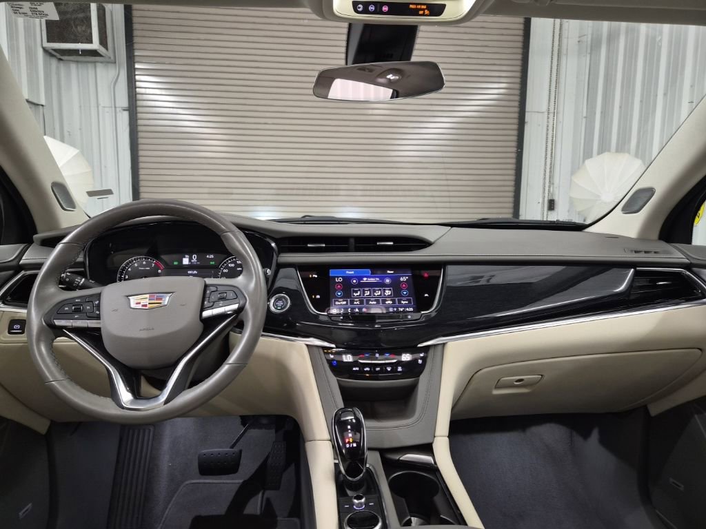 Certified 2025 Cadillac XT6 Premium Luxury image 38
