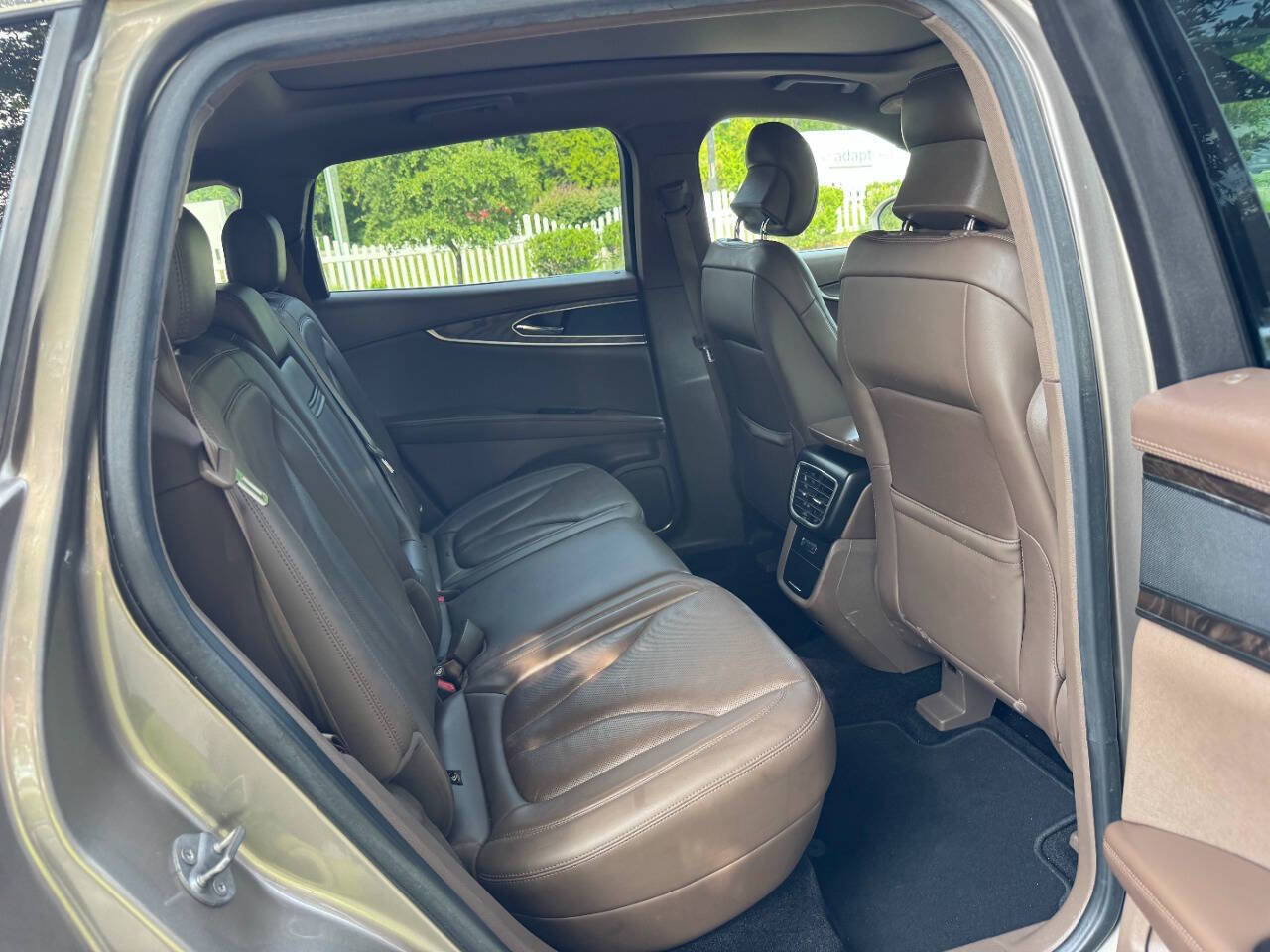 Used 2018 Lincoln MKX Reserve w/ Lincoln MKX Climate Package FWD image 14
