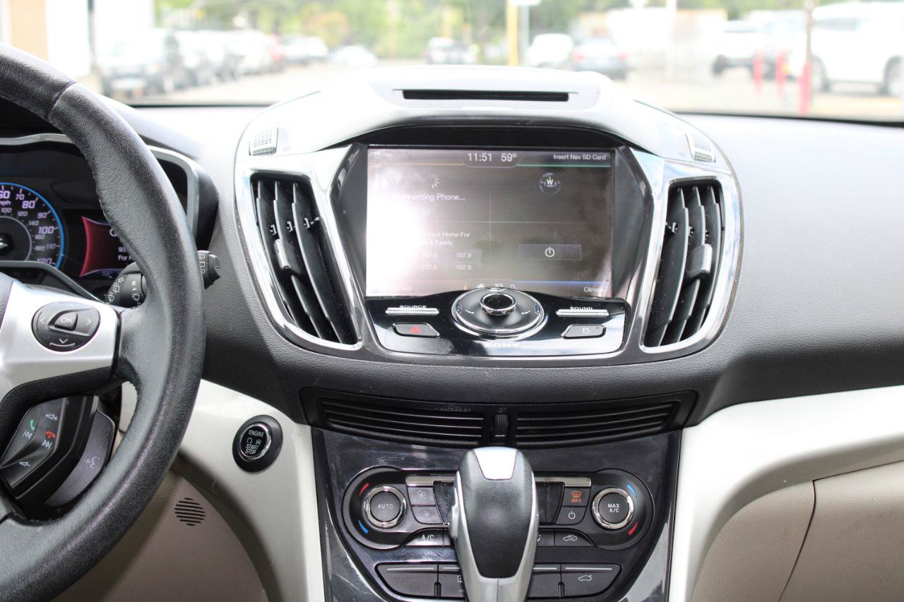 Used 2013 Ford C-MAX SEL FWD image 9
