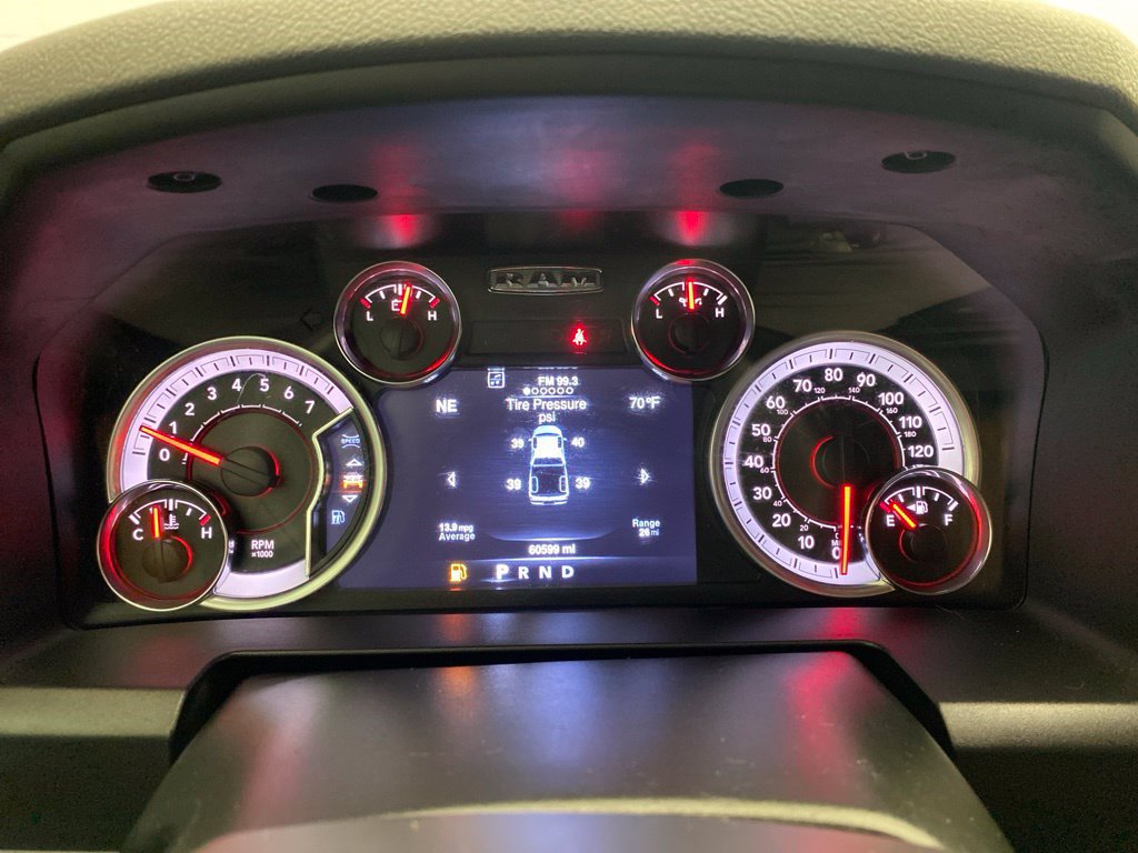Used 2020 RAM 1500 Classic SLT AWD/4WD image 19