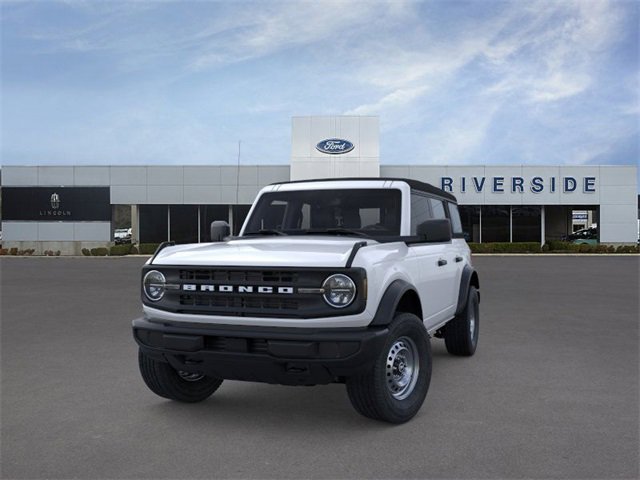 New 2025 Ford Bronco 4-Door image 2