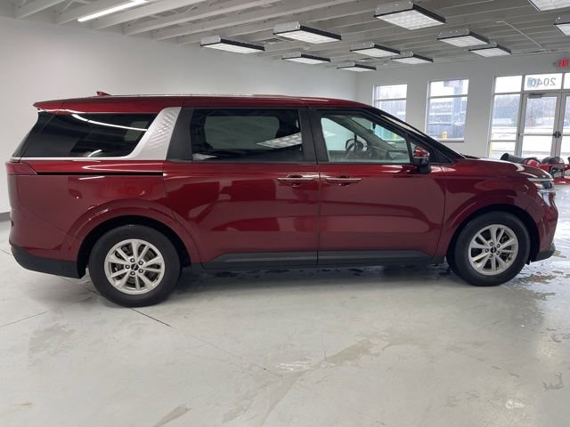 Used 2024 Kia Carnival LX image 14