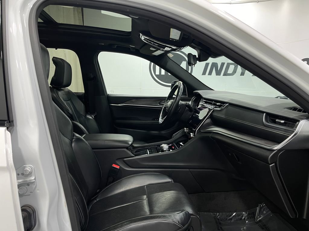 Used 2021 Jeep Grand Cherokee L Overland w/ Advanced Protech Group III image 35