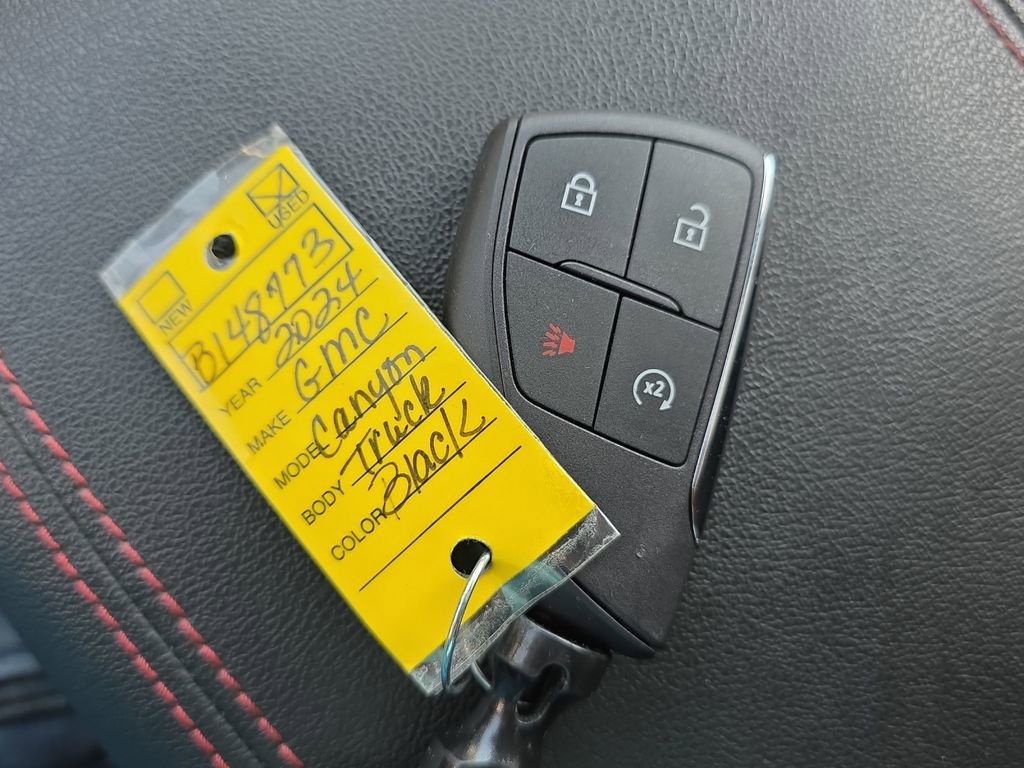 Used 2024 GMC Canyon AT4X AWD/4WD image 22