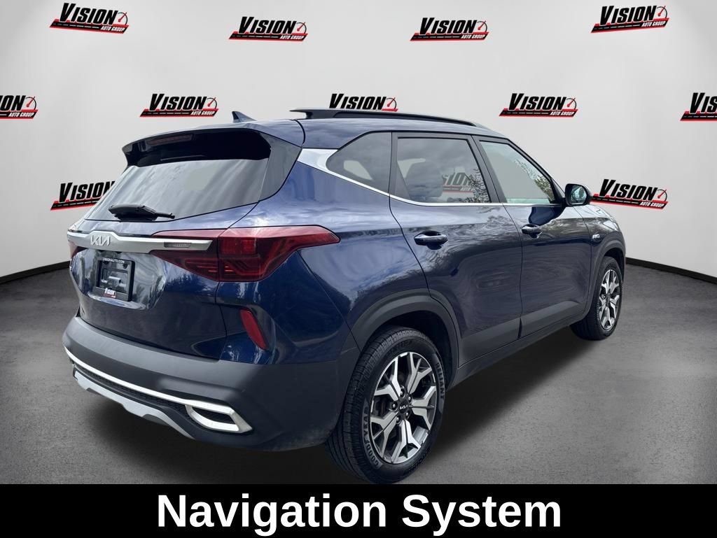 Used 2023 Kia Seltos EX AWD/4WD image 4