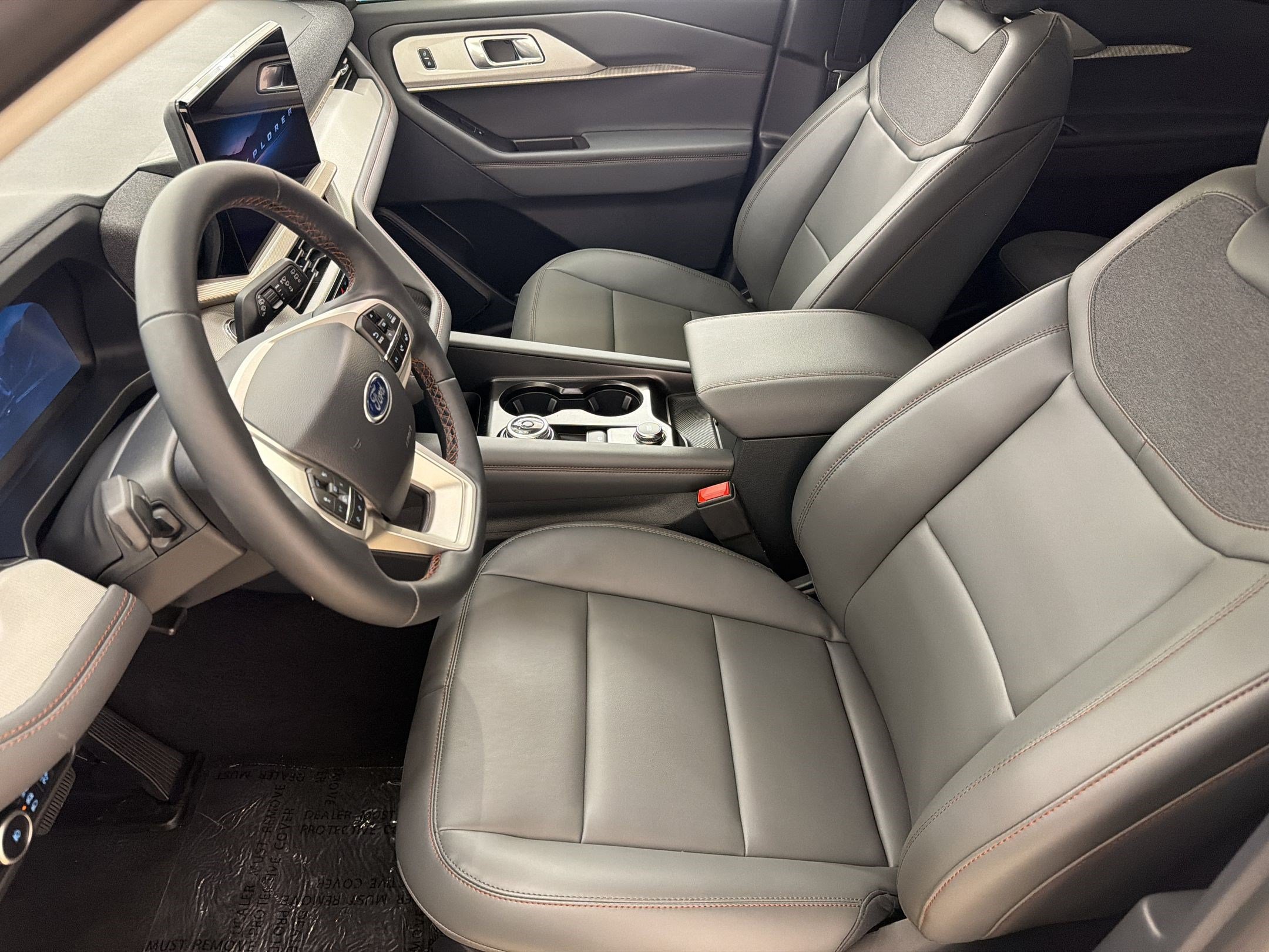 New 2026 Ford Explorer Active w/ Active Comfort Package RWD image 5