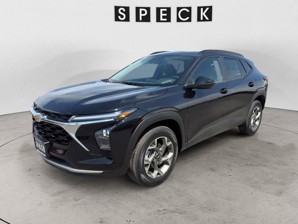 New 2026 Chevrolet Trax LT w/ Sunroof Package FWD image 1