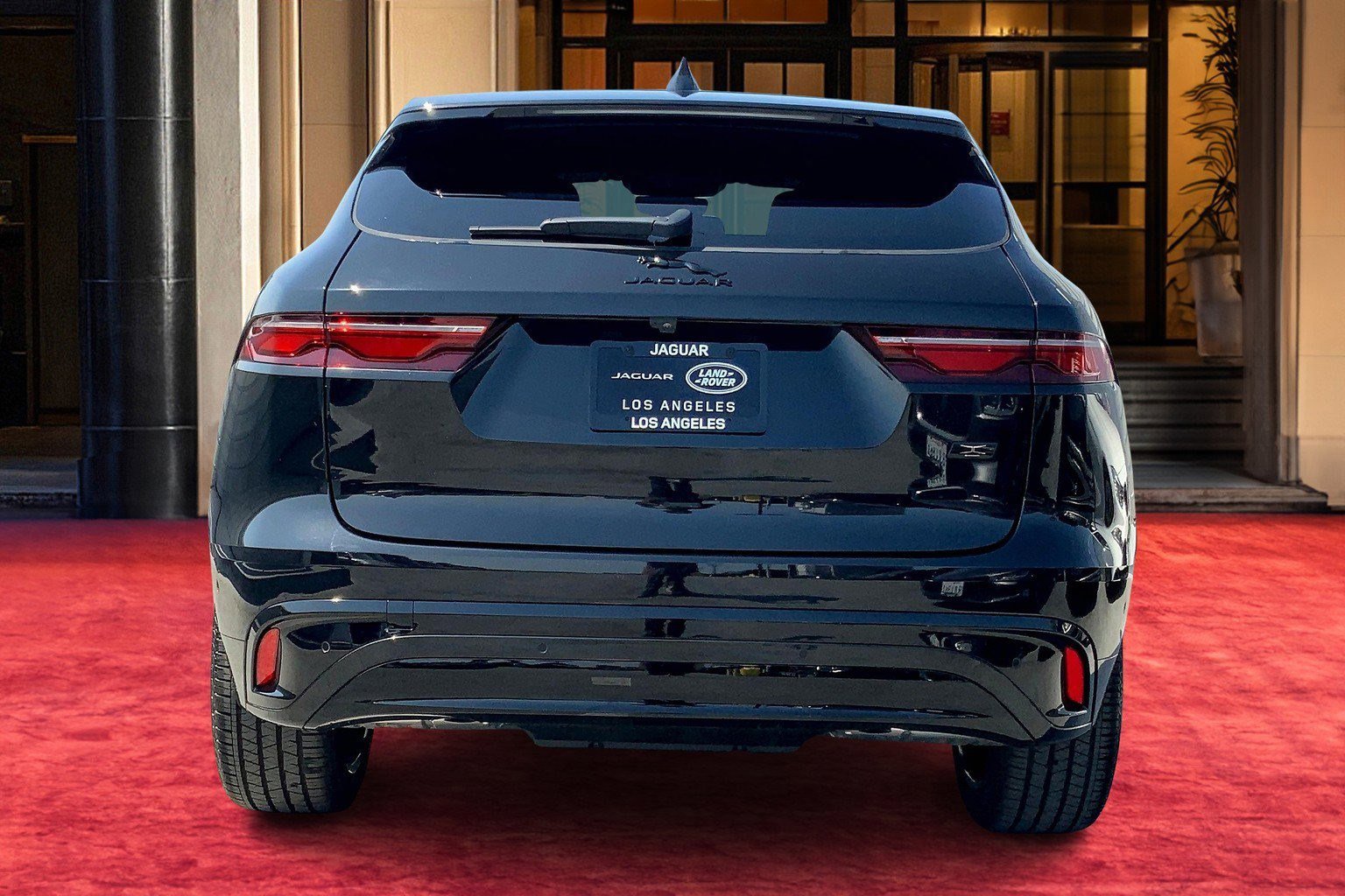 New 2026 Jaguar F-PACE R-Dynamic S image 3