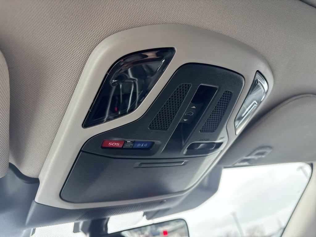 Certified 2025 Subaru Outback Onyx Edition image 22