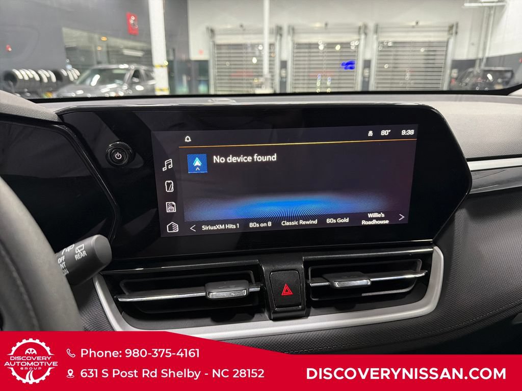 Used 2024 Chevrolet TrailBlazer LT w/ Driver Confidence Package FWD image 16