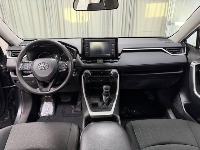 Used 2021 Toyota RAV4 XLE image 13