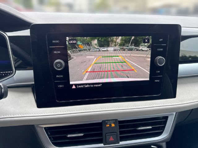 New 2026 Volkswagen Taos SE AWD/4WD image 24