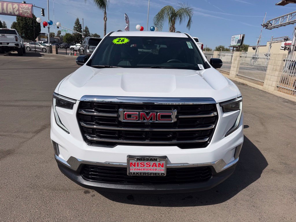 Used 2026 GMC Acadia Elevation w/ Elevation Premium Package FWD image 2