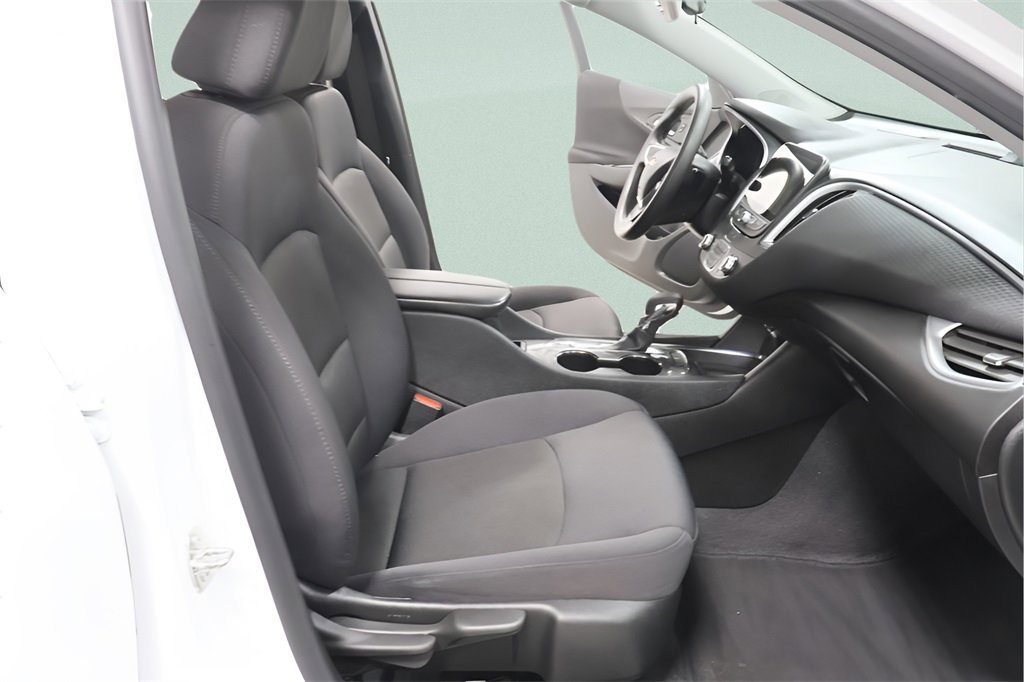 Used 2023 Chevrolet Malibu LT image 29