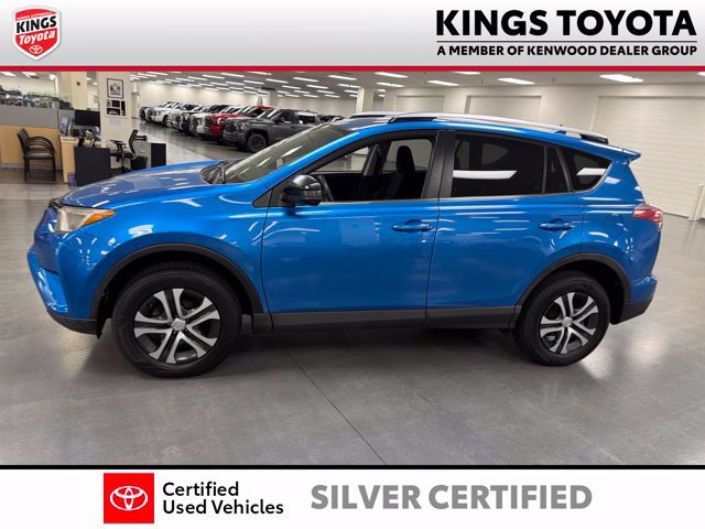 Certified 2016 Toyota RAV4 LE FWD image 5
