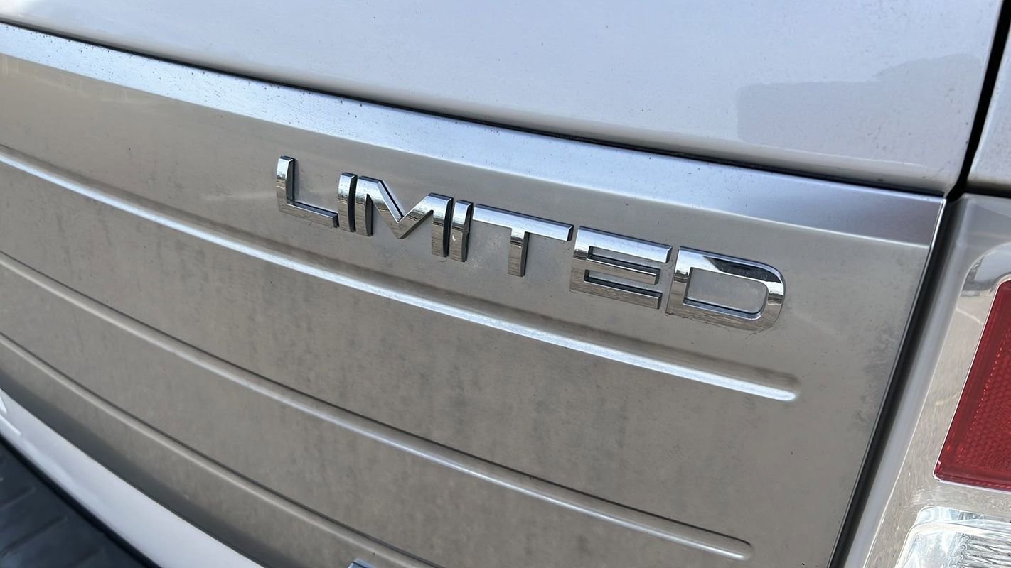 Used 2011 Ford Flex Limited w/ Rapid Spec Order Code image 19