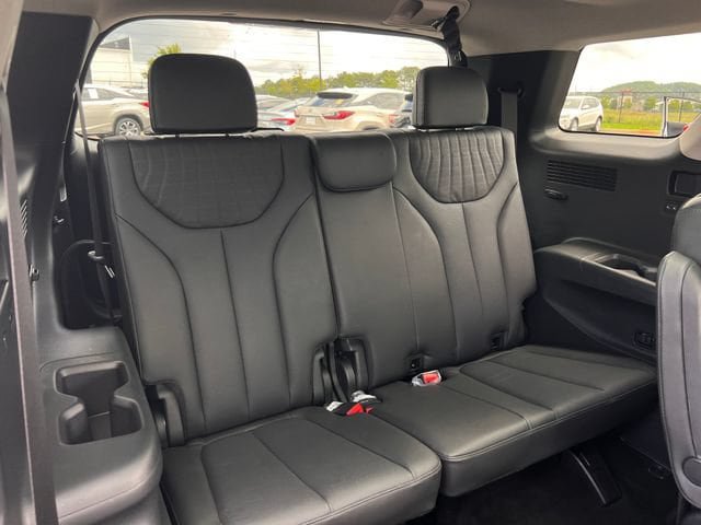 Used 2024 Hyundai Palisade Limited FWD image 36