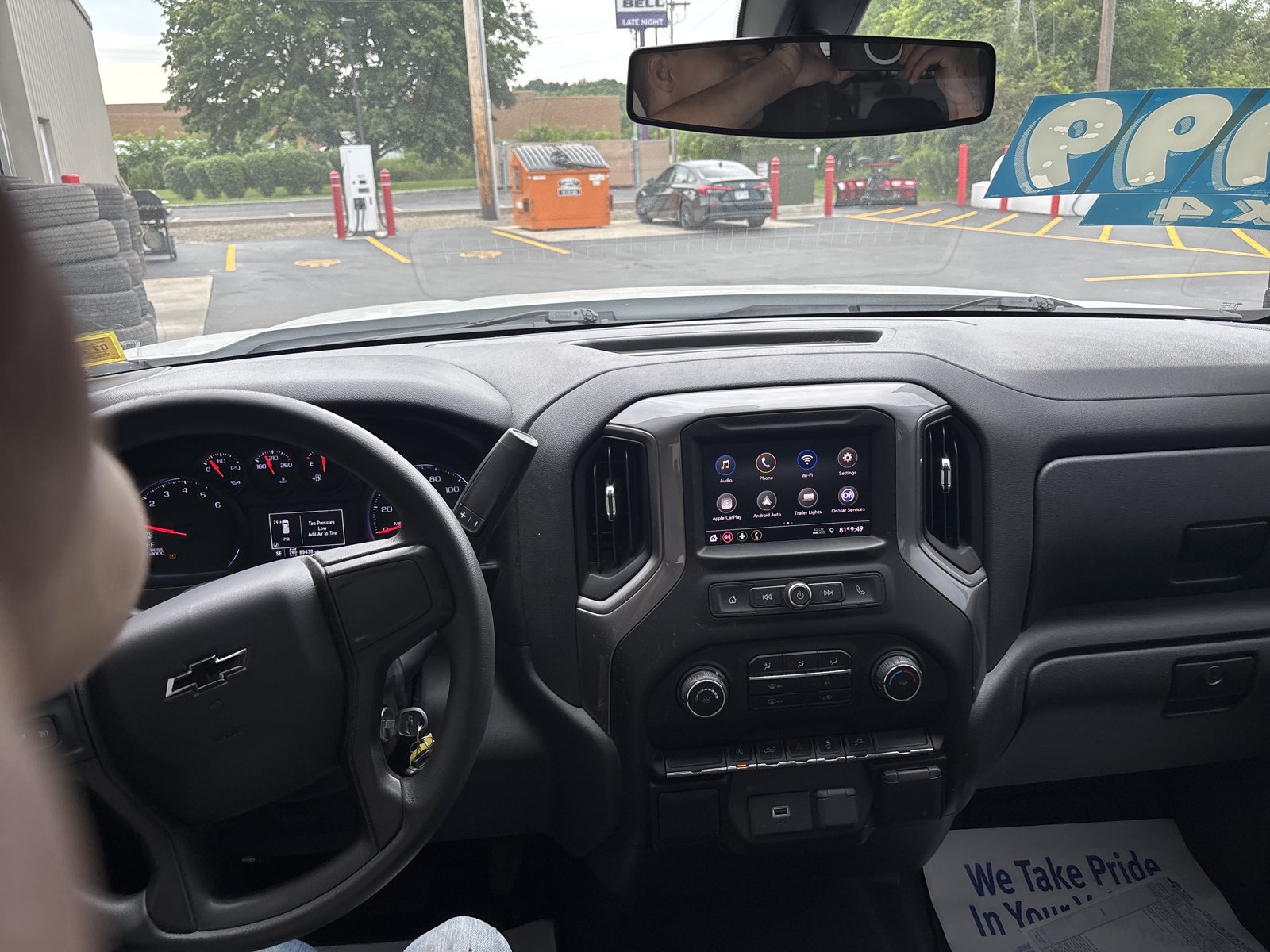 Used 2020 Chevrolet Silverado 1500 Custom w/ Custom Value Package AWD/4WD image 13