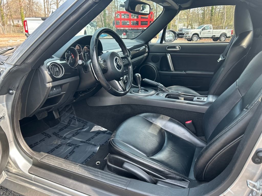 Used 2013 MAZDA MX-5 Miata Grand Touring w/ Premium Pkg image 24