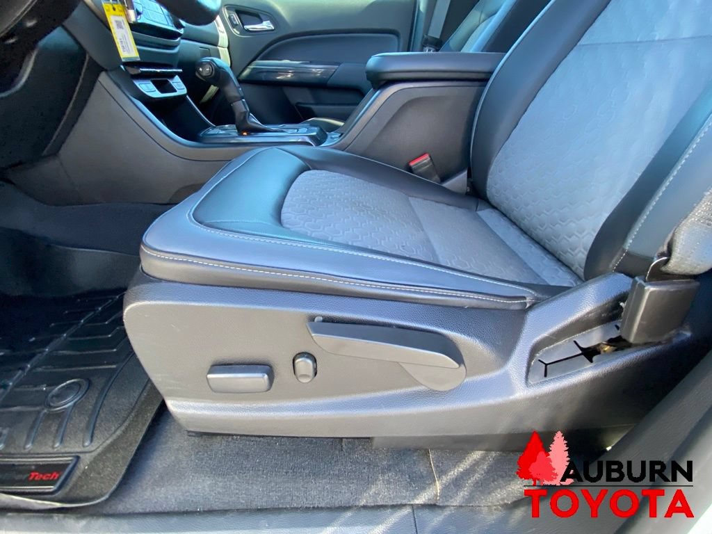 Used 2021 Chevrolet Colorado Z71 w/ Safety Package AWD/4WD image 33
