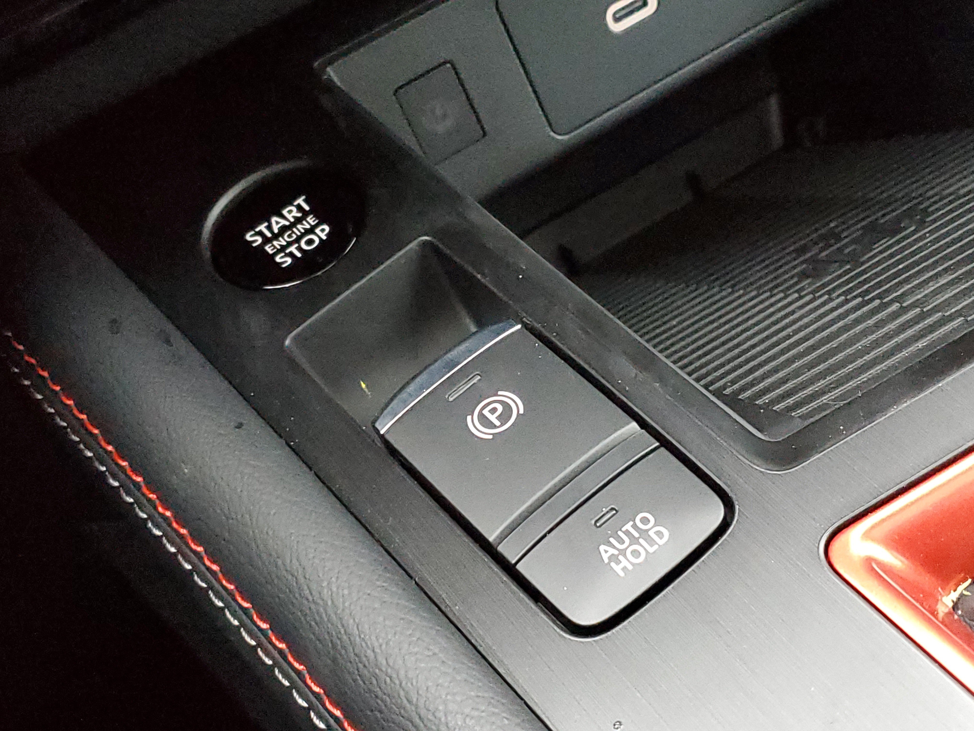 New 2026 Nissan Kicks SR w/ SR Premium Package image 17