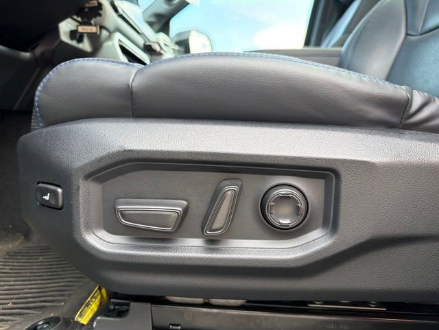 Used 2024 Toyota Tundra Platinum AWD/4WD image 16