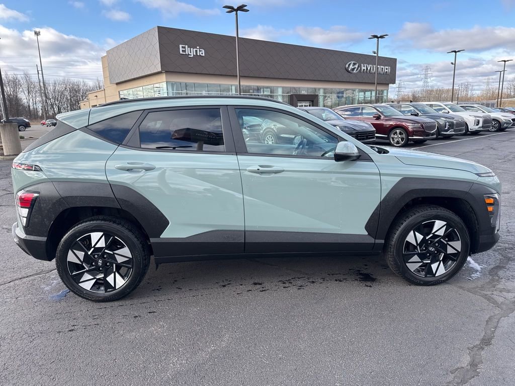Used 2024 Hyundai Kona SEL image 4