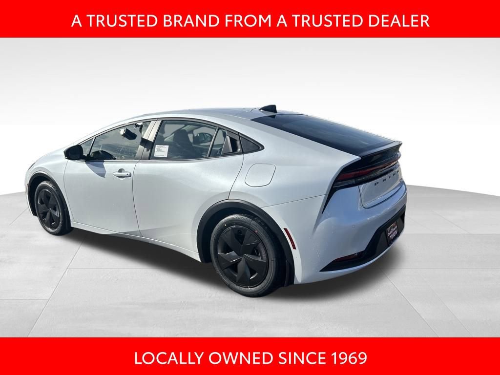 New 2026 Toyota Prius LE image 3