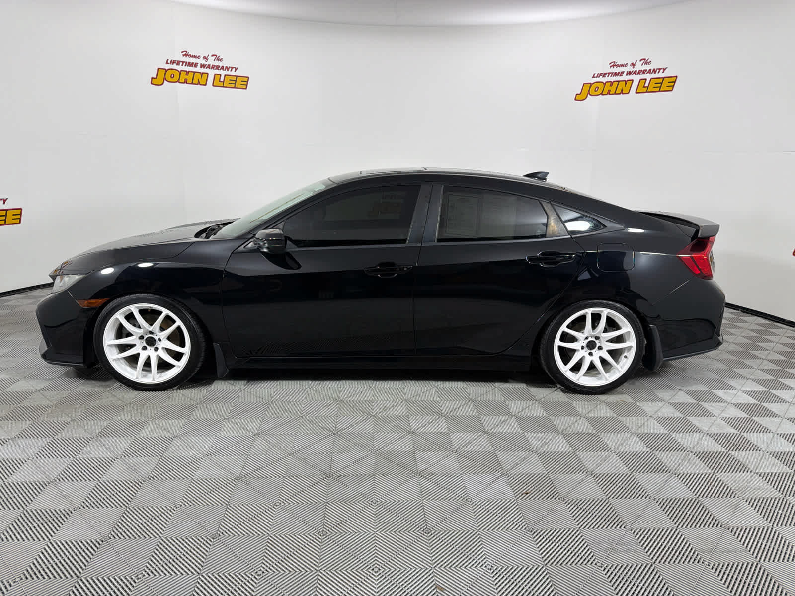 Used 2019 Honda Civic Si image 2