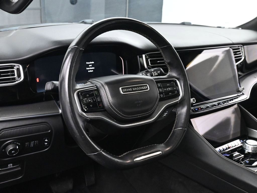 Used 2022 Jeep Grand Wagoneer Series II AWD/4WD image 28