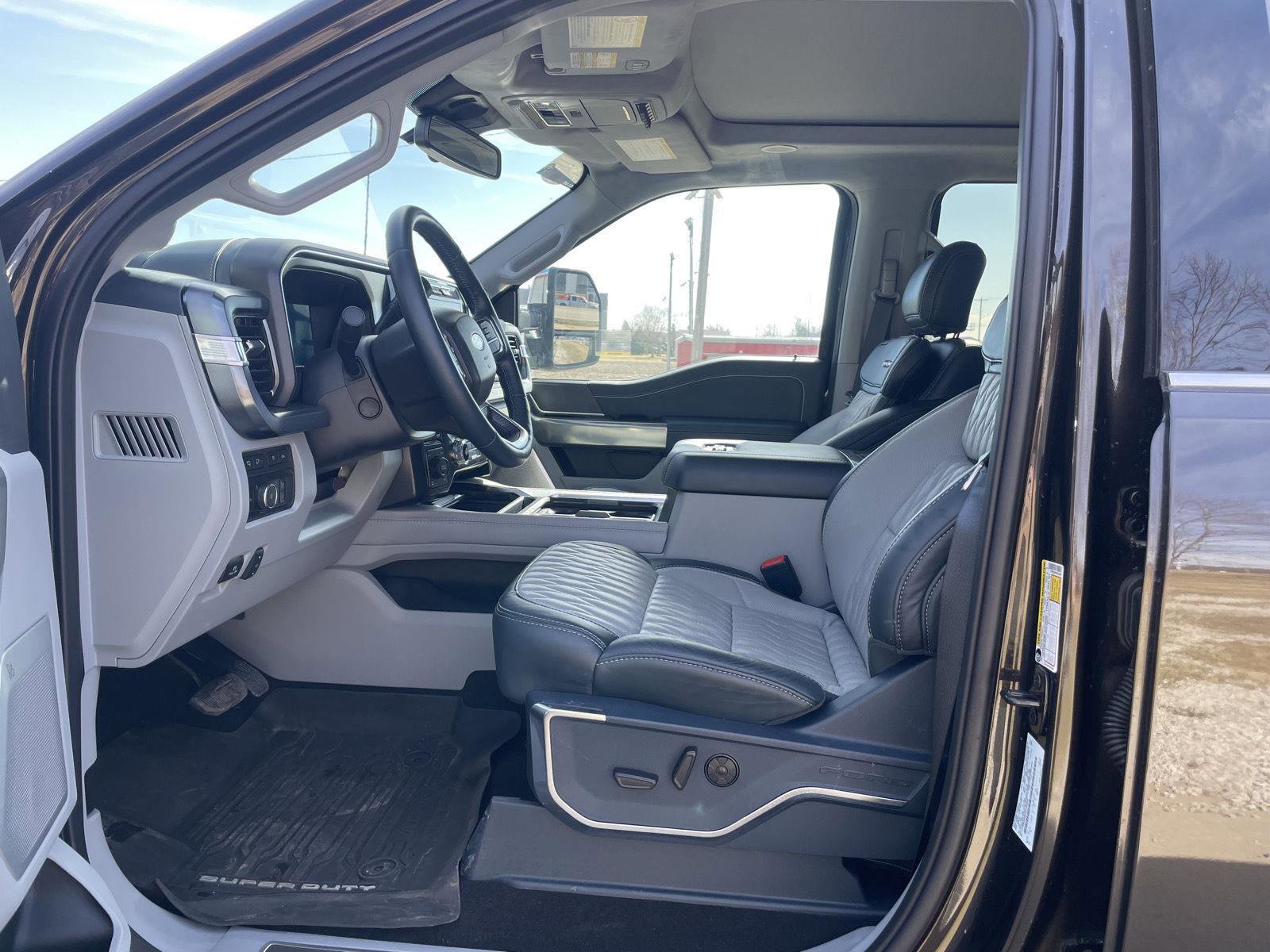 Used 2024 Ford F250 Limited w/ FX4 Off-Road Package image 12