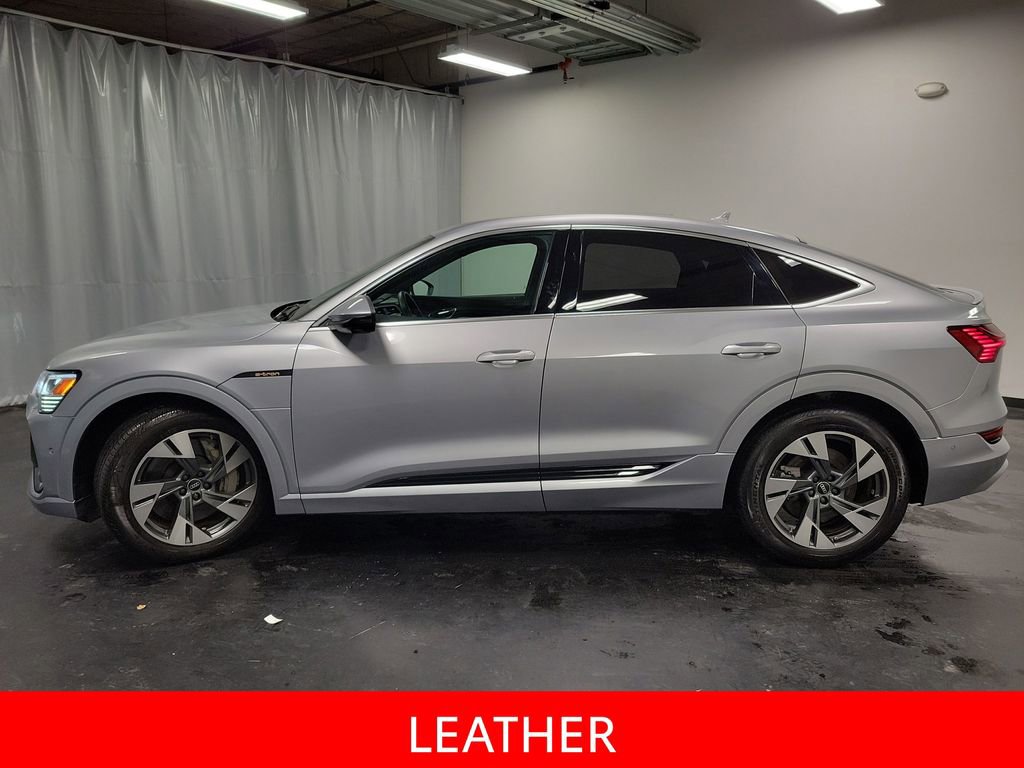 Used 2022 Audi e-tron Prestige w/ Prestige Package image 5