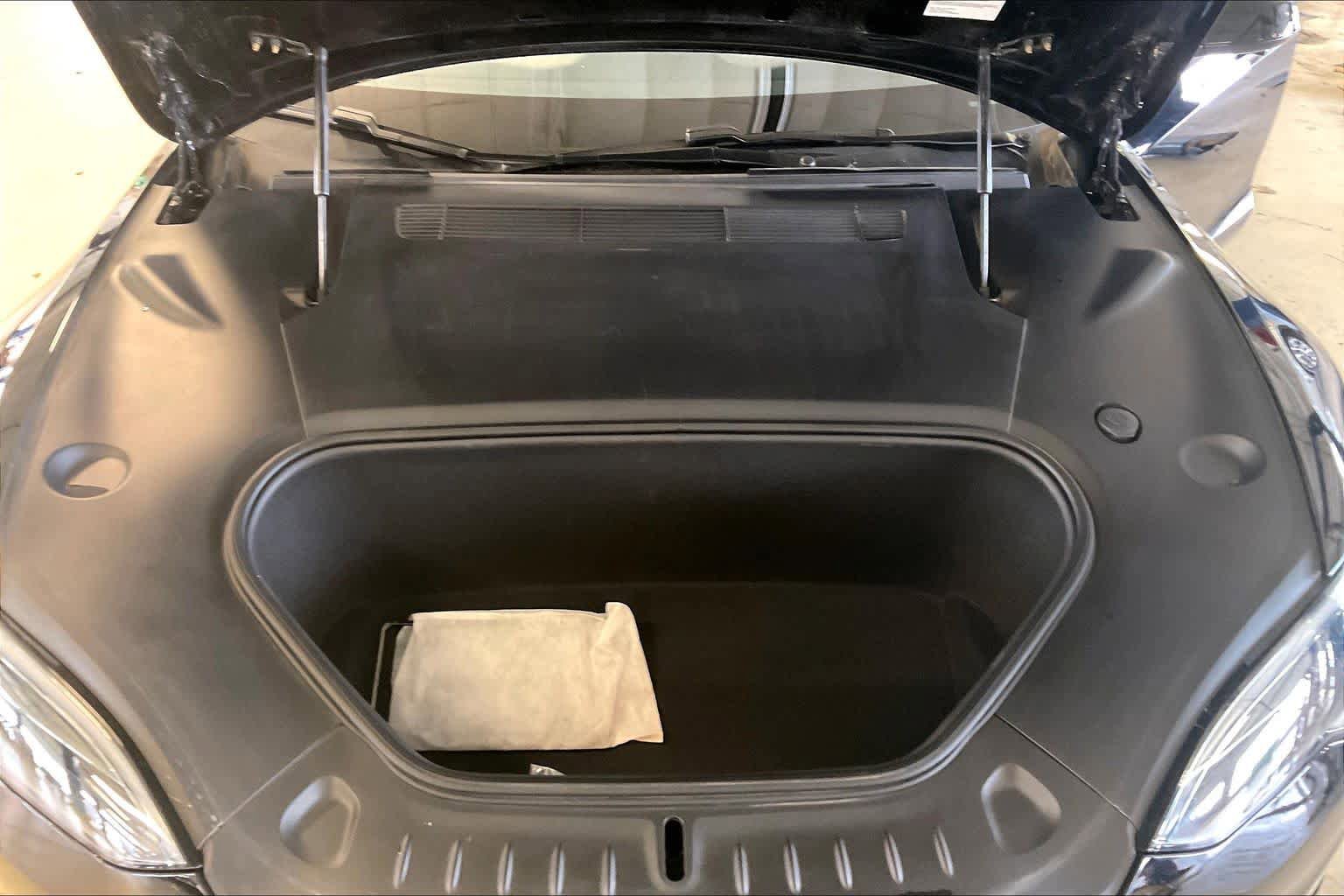 Used 2024 Tesla Model S image 26