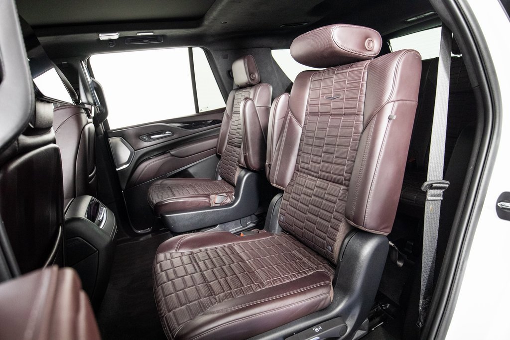 Used 2023 Cadillac Escalade V w/ LPO, ONYX Package image 14
