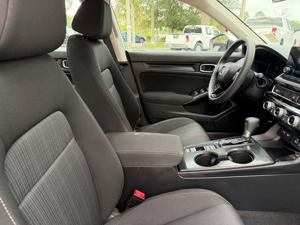 Used 2022 Honda Civic LX image 9