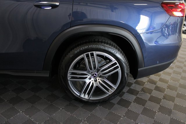 New 2026 Mercedes-Benz GLS 450 4MATIC image 9