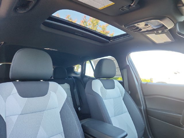 New 2026 Chevrolet Trax RS w/ Sunroof Package FWD image 13