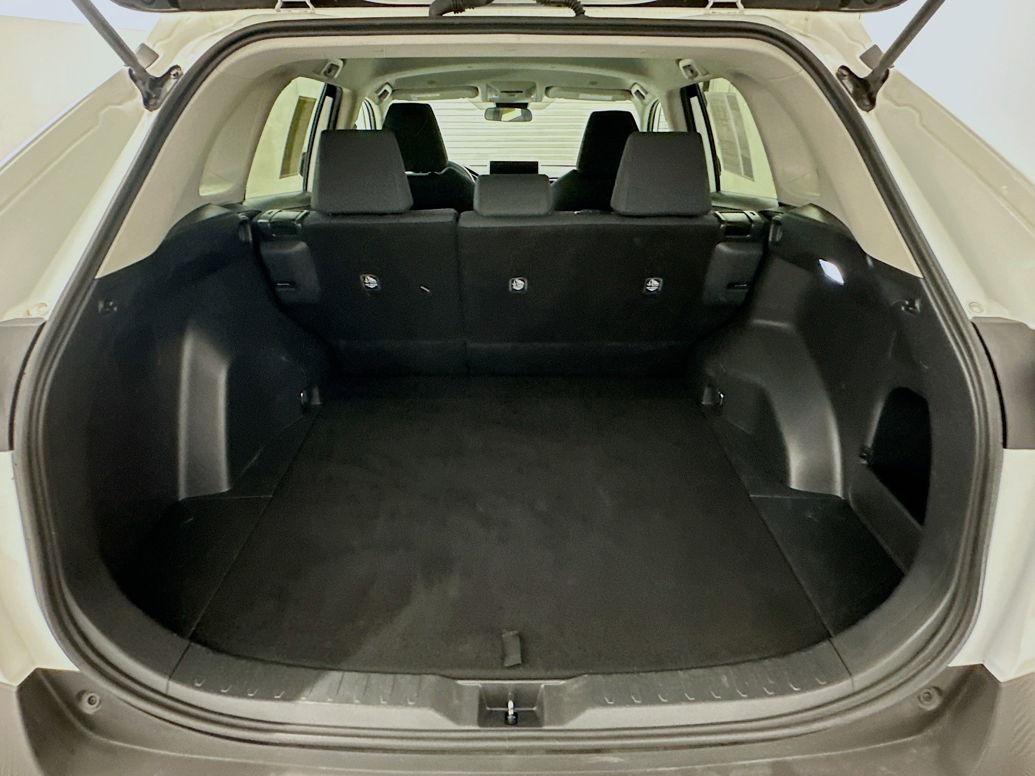 Used 2024 Toyota RAV4 LE image 30