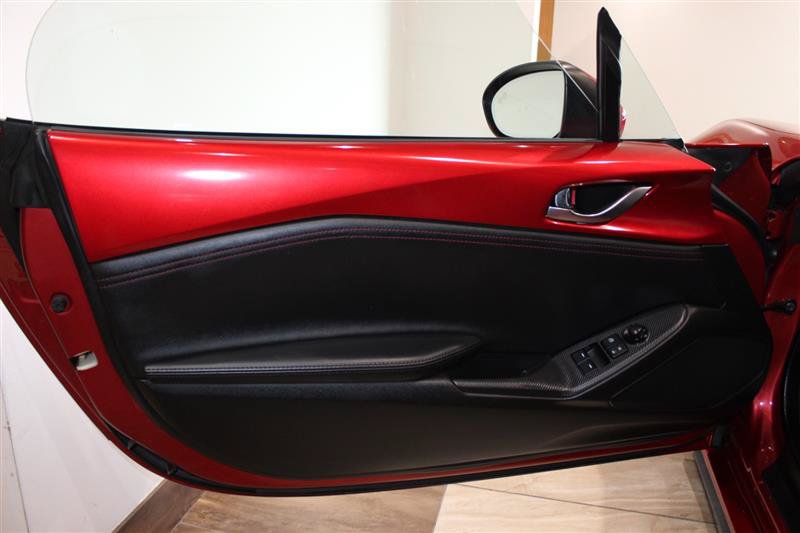 Used 2016 MAZDA MX-5 Miata Grand Touring RWD image 25