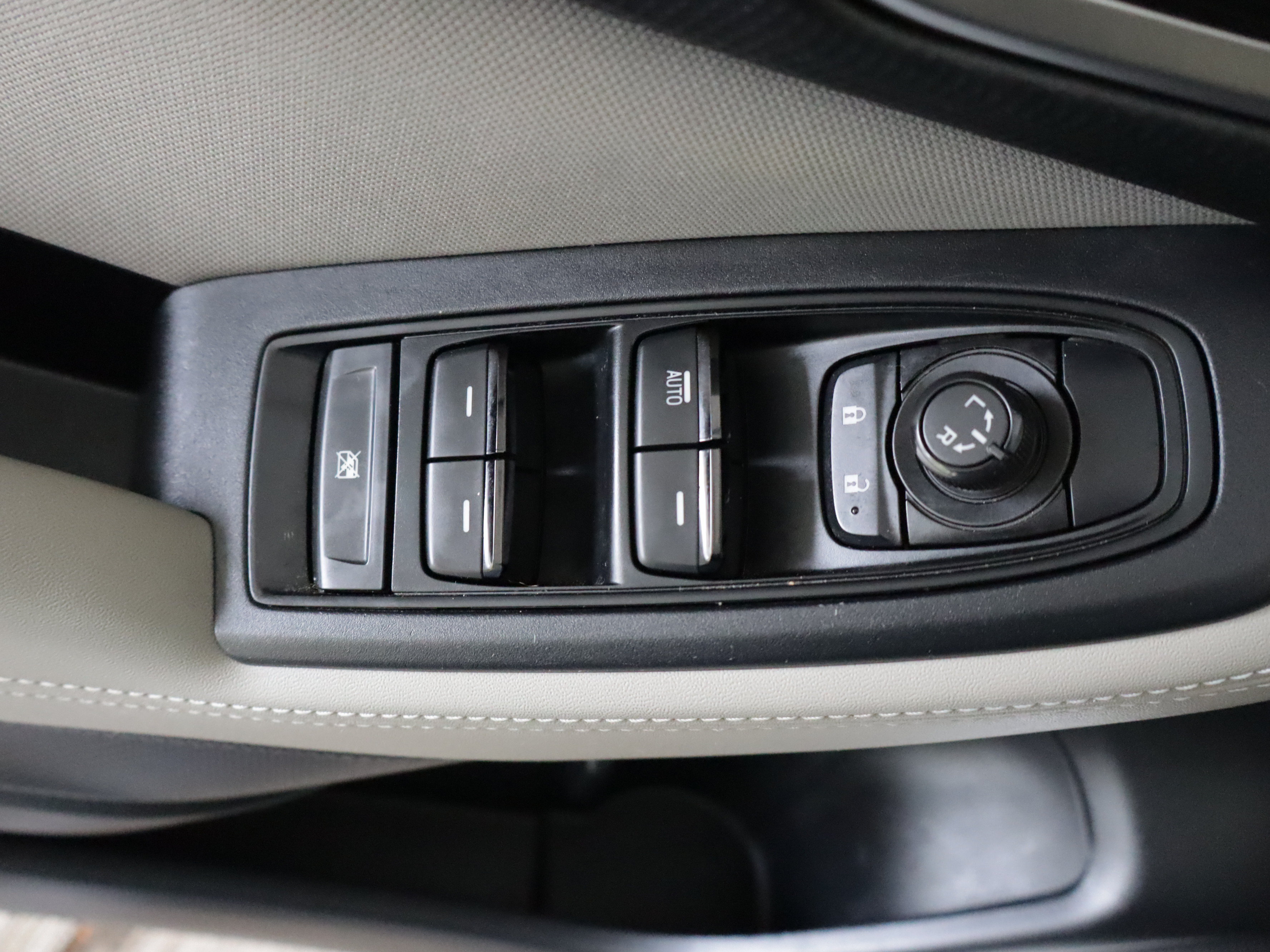 Used 2019 Subaru Forester AWD/4WD image 11