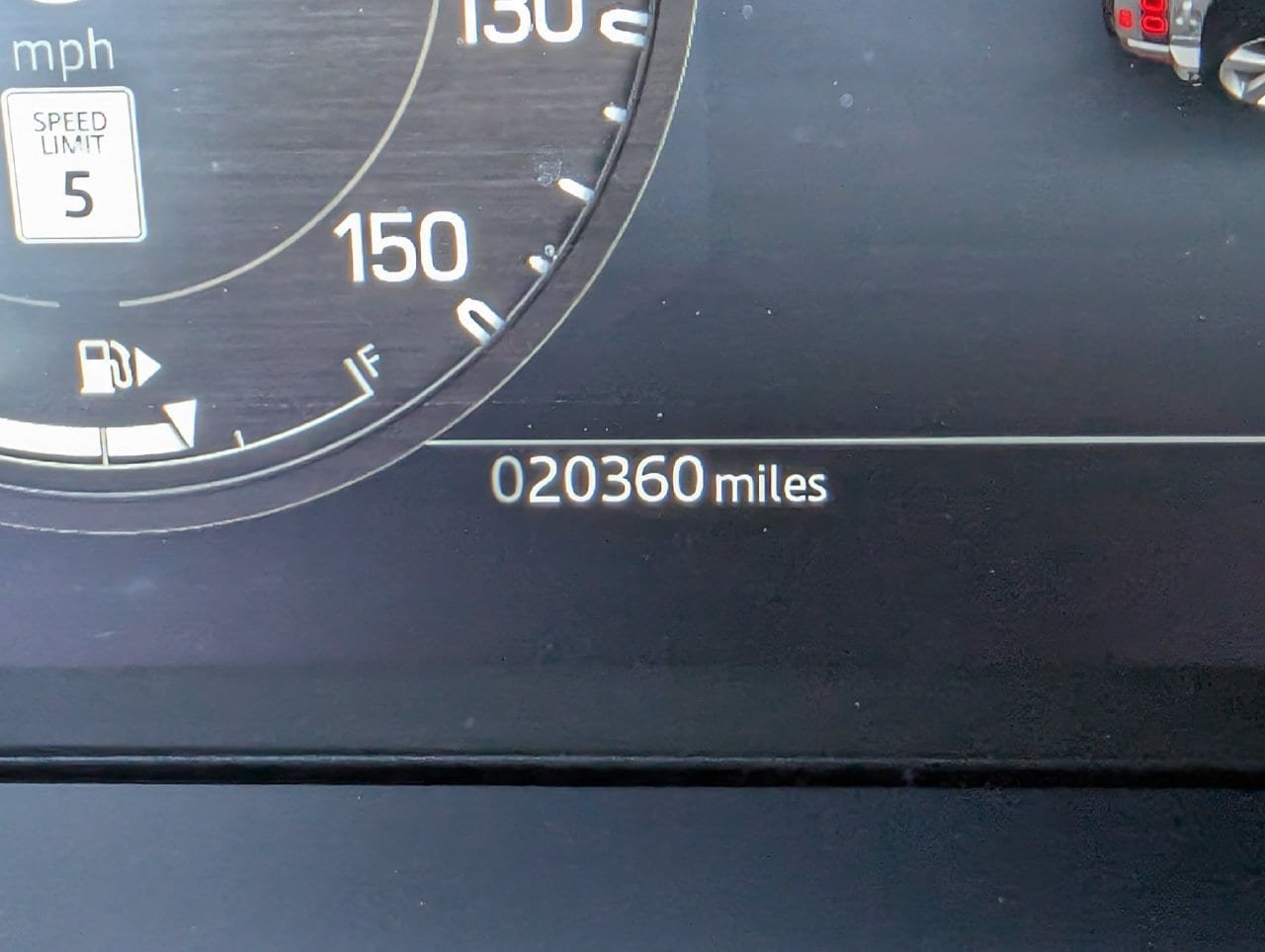Used 2026 Land Rover Defender 110 X-Dynamic SE AWD/4WD image 12