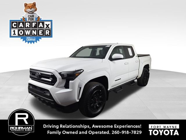 Used 2025 Toyota Tacoma SR5 AWD/4WD image 1
