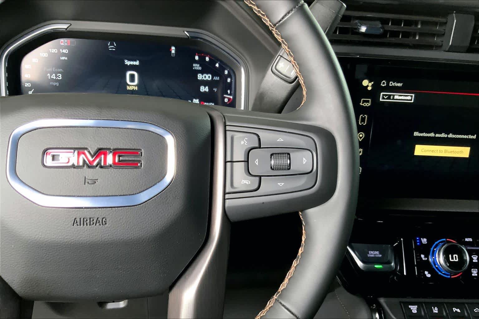 Used 2025 GMC Sierra 2500 AT4 w/ AT4 Premium Plus Package AWD/4WD image 25